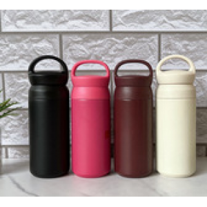 Plastic insulated kettle