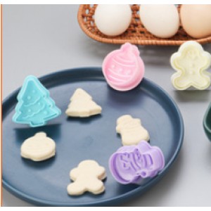 Plastic biscuit mold